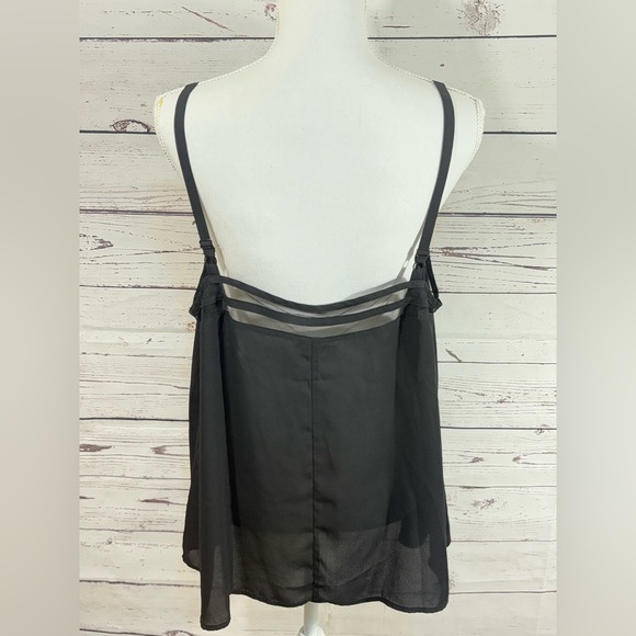 Torrid Black Spaghetti Strap Mesh Camisole in Size 1 - Picture 6 of 8